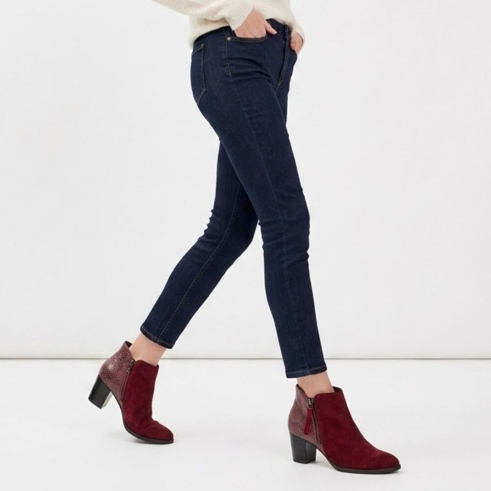 Vionic Wine Oxblood Suede Ankle Booties Anne 8.5 Snakeskin Inside Zip Block Heel